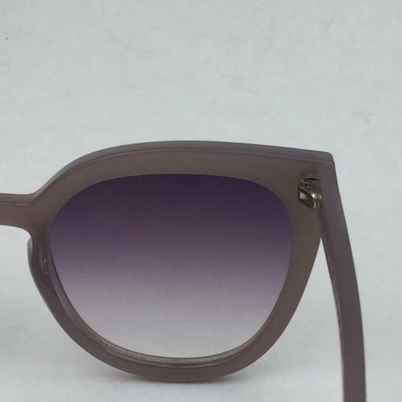 QUAY AUSTRALIA Noosa 50mm Square Sunglasses - Picture 15 of 16